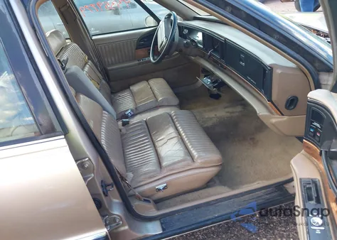 1993 Buick Park Avenue from USA, damaged, VIN 1G4CW53L6P1645072